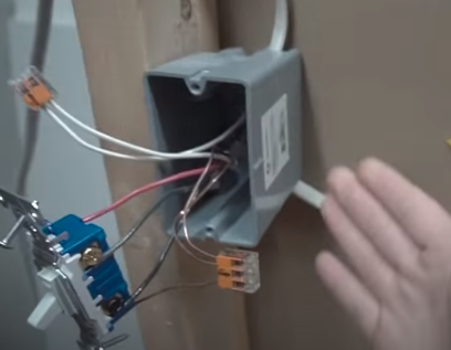 Install the new 4-way switch