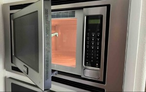 microwave keeps tripping breaker